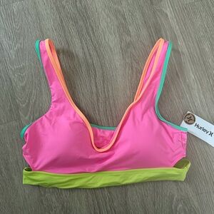 Hurley NWT around the block swim top XL